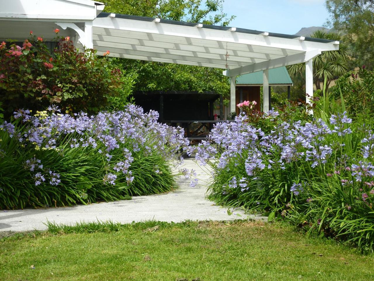 Halfmoon Cottage Akaroa Exteriör bild