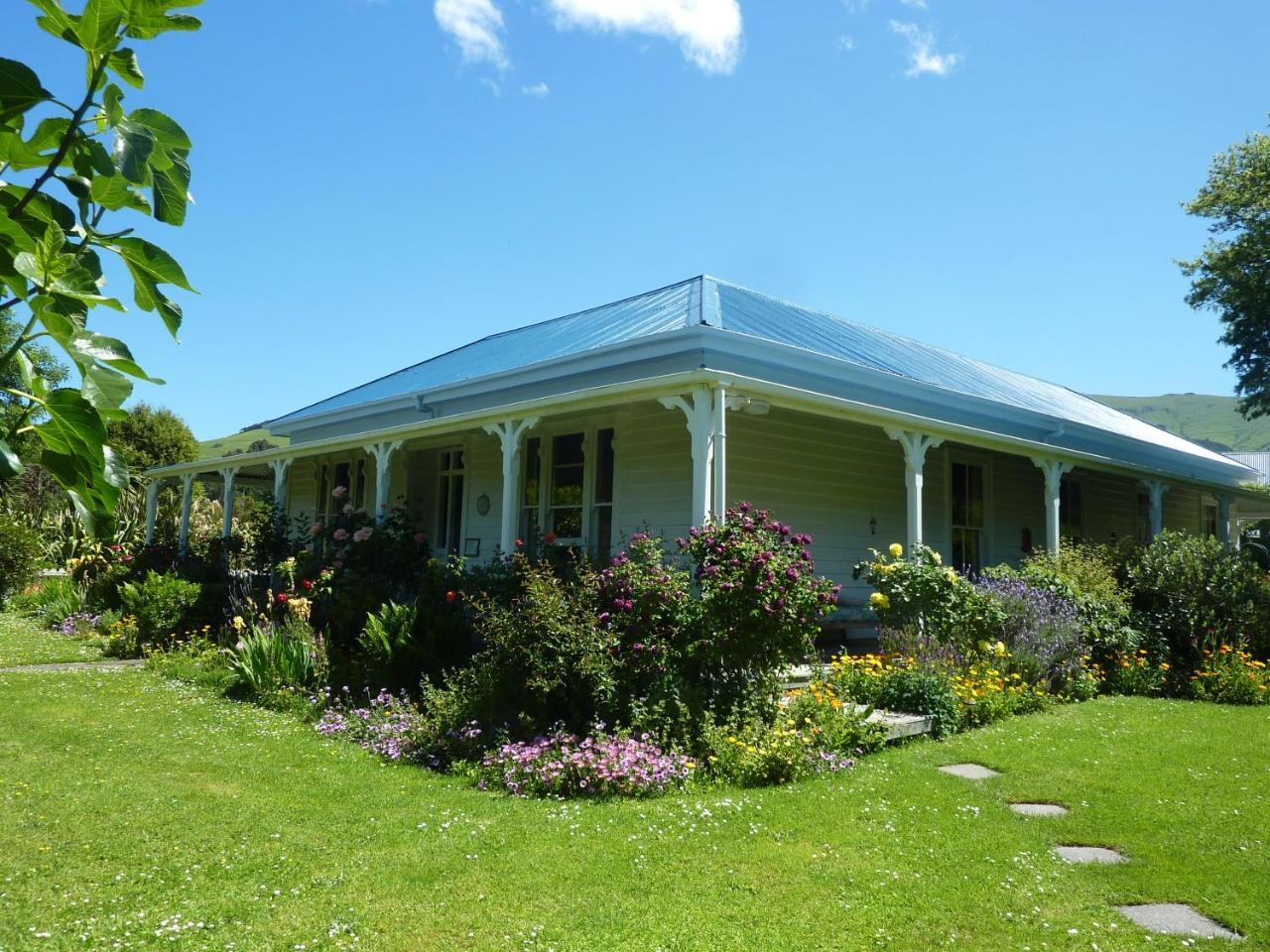 Halfmoon Cottage Akaroa Exteriör bild